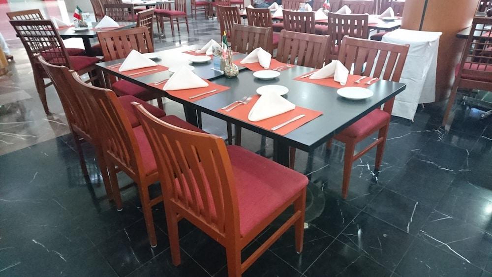 Wyndham Executivo Culiacán Eksteriør bilde
